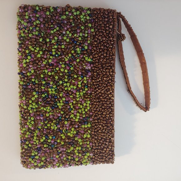 Beaded wristlet - Picture 11 of 11